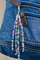 Beaded Letter Bead Alligator Clip Hanger - Free Craft Pattern
