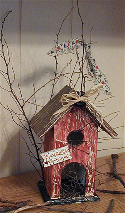 Rustic Birdhouse - Free Instructions